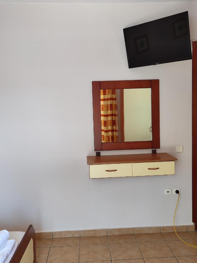 Studios Giota Сарти Экстерьер фото